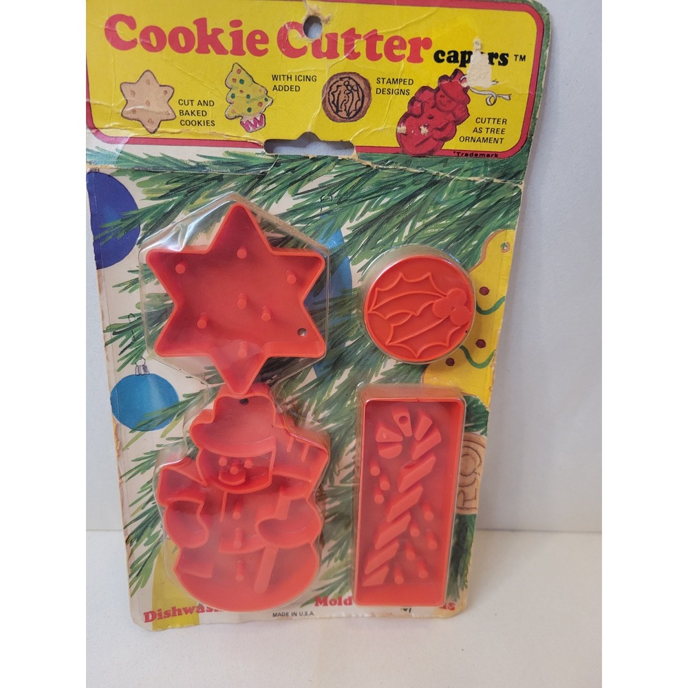 Vintage Lone Tree Christmas Cookie Cutters Red Plastic Snowman Star Candy Cane